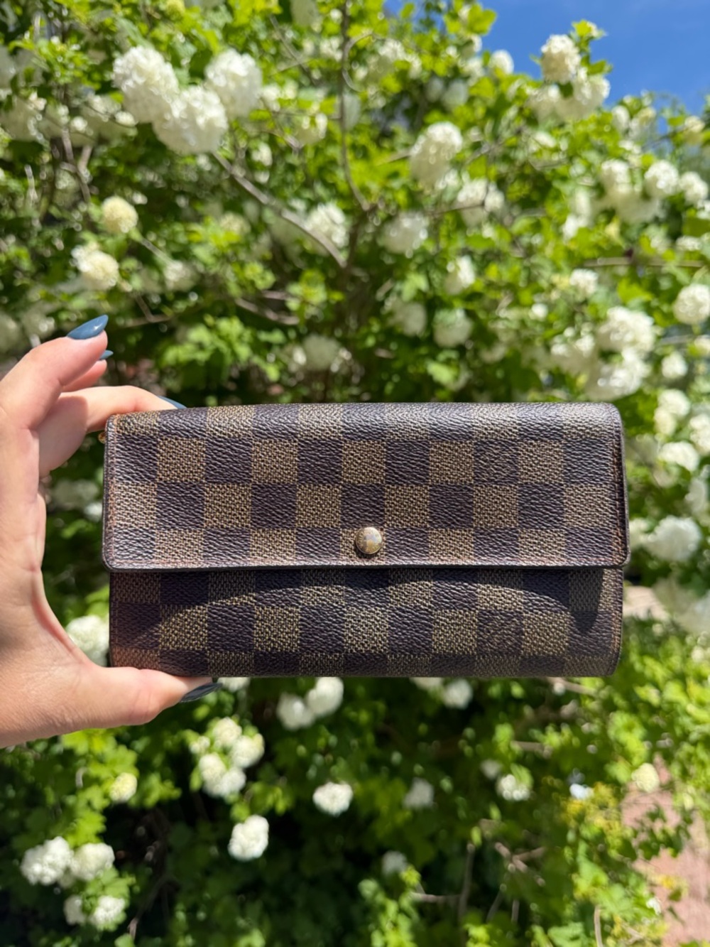 PREOWNED LV LOUIS VUITTON Damier Ebene Sarah Long Wallet COA